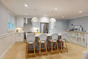 613 E 6th St, Boston, MA 02127 - Photo 6