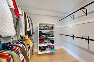 613 E 6th St, Boston, MA 02127 - Photo 16