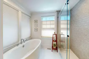 613 E 6th St, Boston, MA 02127 - Photo 14