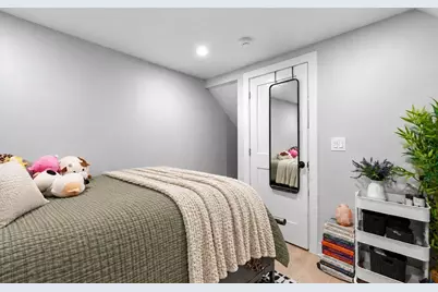 168 Endicott St #1, Boston, MA 02113 - Photo 12
