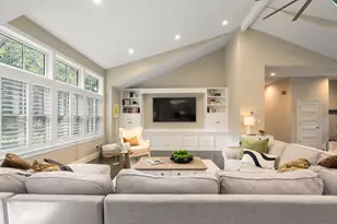54 Edmunds Rd, Wellesley, MA 02481 - Photo 6