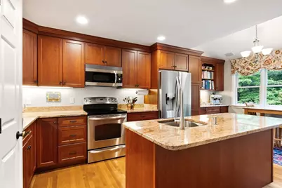 179 Bishops Forest Dr #179, Waltham, MA 02452 - Photo 10
