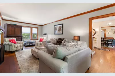 114 South Border Road, Medford, MA 02155 - Photo 8