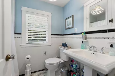 114 South Border Road, Medford, MA 02155 - Photo 20