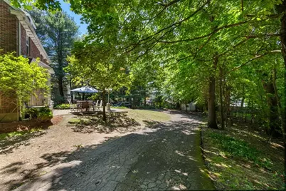 114 South Border Road, Medford, MA 02155 - Photo 32