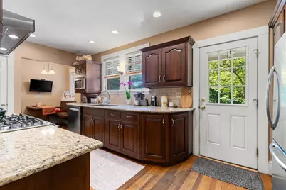 114 South Border Road, Medford, MA 02155 - Photo 14