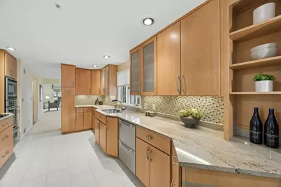 18 Lois Lane #18, Lexington, MA 02420 - Photo 10