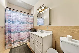 17 Linden Rd, Melrose, MA 02176 - Photo 22