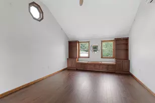 306 Chestnut St, Randolph, MA 02368 - Photo 8