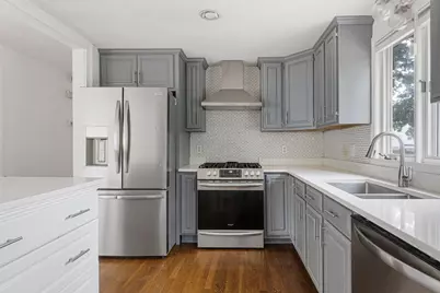 306 Chestnut St, Randolph, MA 02368 - Photo 2