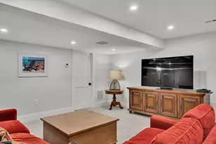 409 Crafts St, Newton, MA 02460 - Photo 28
