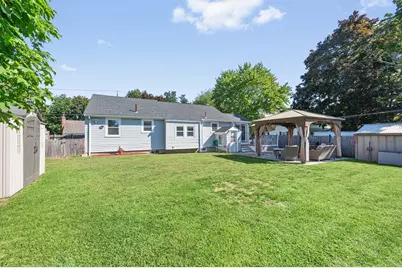 9 Fosters Ln, Wakefield, MA 01880 - Photo 16