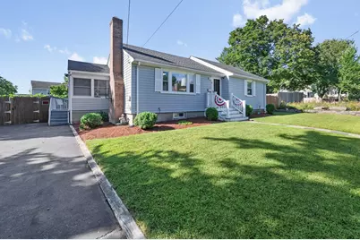 9 Fosters Ln, Wakefield, MA 01880 - Photo 12