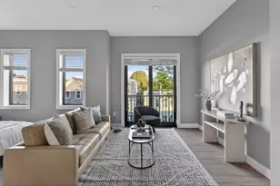 656 Saratoga, Boston, MA 02128 - Photo 1