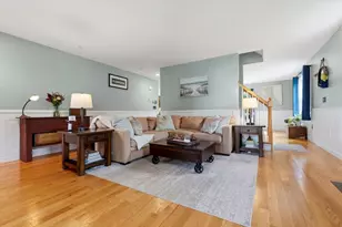 9 Comanche Cir, Haverhill, MA 01835 - Photo 2