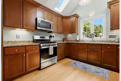 9 Comanche Cir #11, Haverhill, MA 01835 - Photo 6