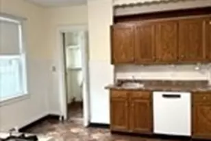 241 Tremont St, Melrose, MA 02176 - Photo 4