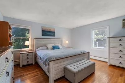 33 Plant Rd, Waltham, MA 02451 - Photo 14
