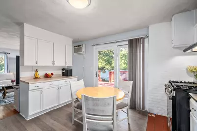 33 Plant Rd, Waltham, MA 02451 - Photo 6