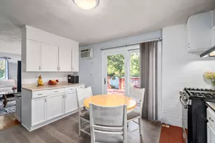 33 Plant Rd, Waltham, MA 02451 - Photo 6