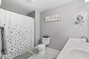 864 Brockton Ave, Abington, MA 02351 - Photo 34