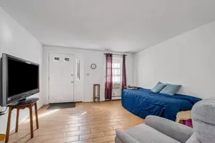 74 Roper St, Lowell, MA 01852 - Photo 8
