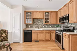 40 Stonebridge Dr, Hanson, MA 02341 - Photo 6