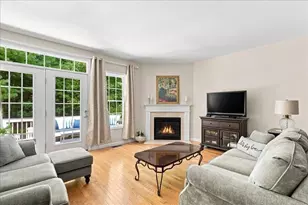 40 Stonebridge Dr, Hanson, MA 02341 - Photo 10