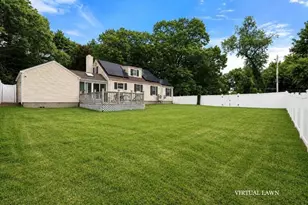 25 Wilson St, Beverly, MA 01915 - Photo 4