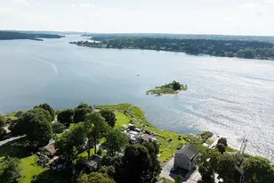 12 Riverside Dr, Berkley, MA 02779 - Photo 10