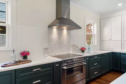 17 Willow Ave #2, Somerville, MA 02144 - Photo 4