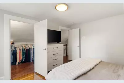 8 Cliff St, Malden, MA 02148 - Photo 24