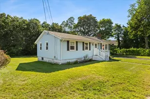109 Lincoln Rd, Rockland, MA 02370 - Photo 4