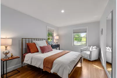 253 Pond St, Winchester, MA 01890 - Photo 10