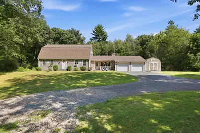291 Franklin St, Belchertown, MA 01007 - Photo 1