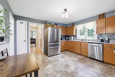 291 Franklin St, Belchertown, MA 01007 - Photo 8