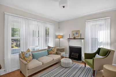 39 Junior St, New Bedford, MA 02740 - Photo 12