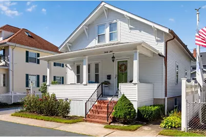 39 Junior St, New Bedford, MA 02740 - Photo 2