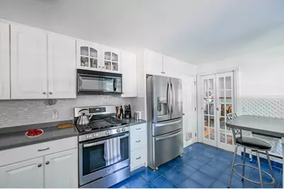558 Spring St, Hanson, MA 02341 - Photo 10
