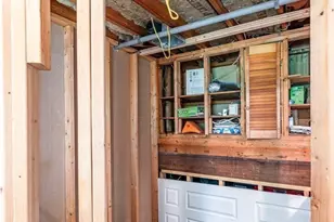 558 Spring St, Hanson, MA 02341 - Photo 26