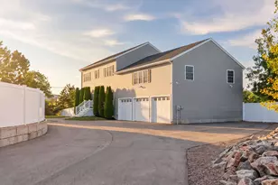9 Marshall Cir, Peabody, MA 01960 - Photo 1
