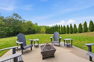 9 Marshall Cir, Peabody, MA 01960 - Photo 26