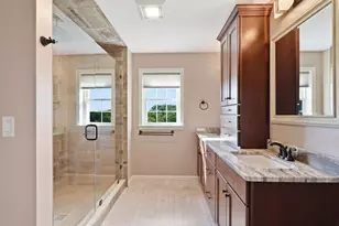 9 Marshall Cir, Peabody, MA 01960 - Photo 14