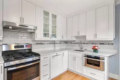 24 Auburn Street, Boston, MA 02129 - Photo 10