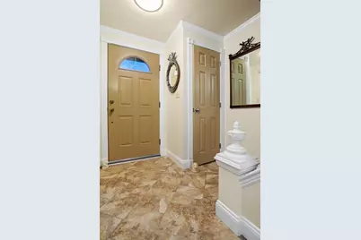 409 Lewis O Gray Dr #409, Saugus, MA 01906 - Photo 2