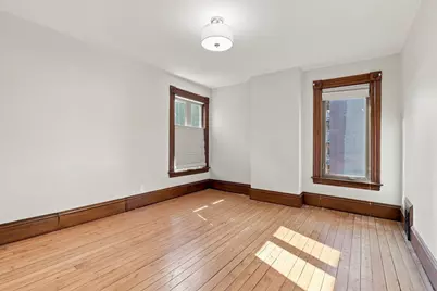 42 Clinton Ave, Holyoke, MA 01040 - Photo 26