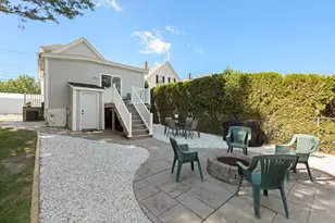 28 St John St, Dartmouth, MA 02748 - Photo 4