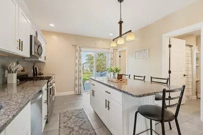 28 Saint John St, Dartmouth, MA 02748 - Photo 12
