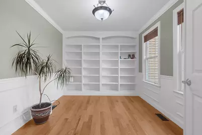 21 Manchester Place, Natick, MA 01760 - Photo 10