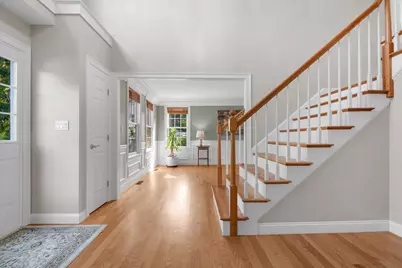 21 Manchester Place, Natick, MA 01760 - Photo 4